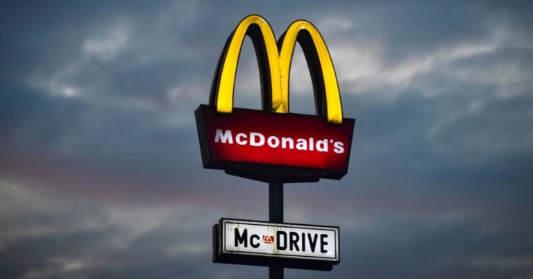 McDonald's Franchise Profit - Is it Profitable to own? | Franchise Coach