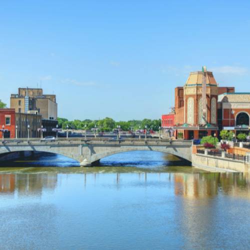 Franchise Opportunities in Aurora, IL | FranchiseCoach