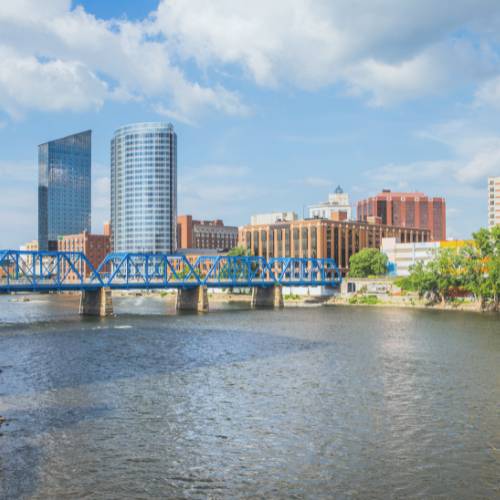 Franchise Opportunities in Grand Rapids, MI | FranchiseCoach