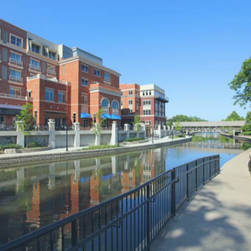 Franchise Opportunities in Naperville IL | Franchisecoach